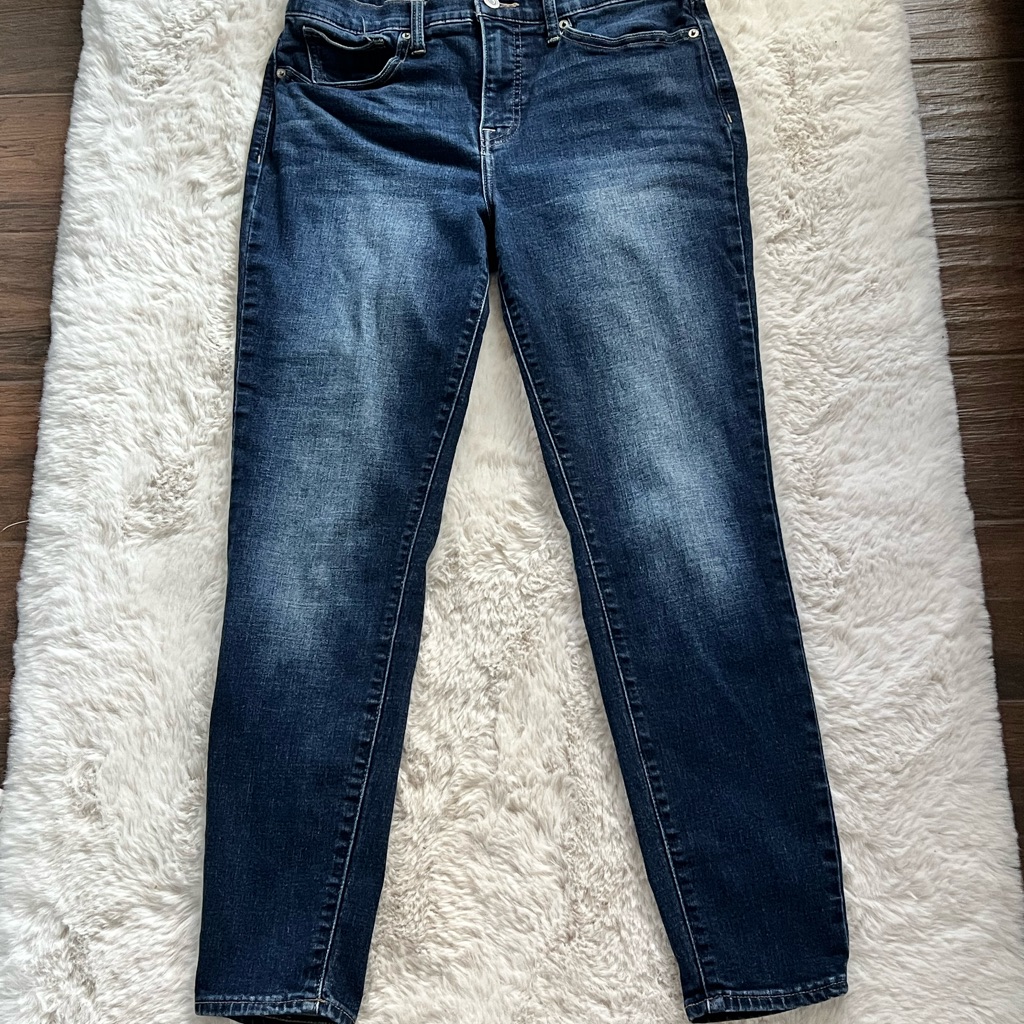 Lucky Brand Indigo Straight Leg Jeans